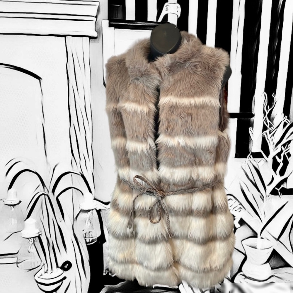 IFYKYK Forever 21 Does Amazing Faux Fur. SOFT, STRIPED & Stunning!!!